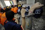 Senjata Api dan Ratusan Preman Diciduk
