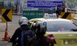 Jalan Dr Satrio Menuju Tanah Abang Ditutup