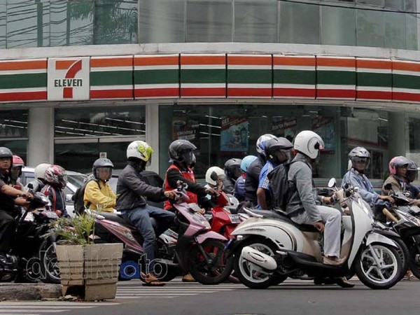 Puluhan Gerai 7-Eleven Belum Berizin