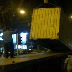 5 Jam Evakuasi Kecelakaan Kontainer, Lalin A.Yani Kembali Dibuka