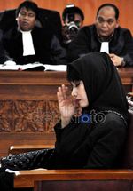Malinda Dee Dituntut 13 Tahun Penjara