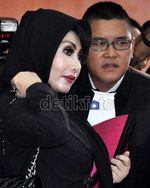 Malinda Dee Dituntut 13 Tahun Penjara