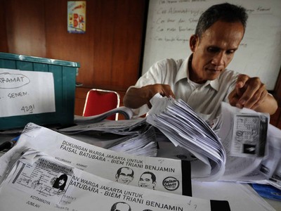 Berkas Cagub Independen Diverifikasi