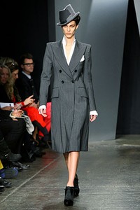 Donna Karan, Fall/Winter 2012. New York Fashion Week 2012. [Foto: Neilson Barnard/Getty Images for Mercedes-Benz Fashion Week]