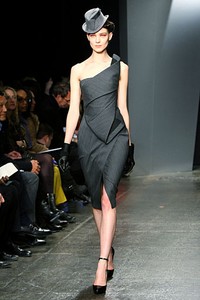 Donna Karan, Fall/Winter 2012. New York Fashion Week 2012. [Foto: Neilson Barnard/Getty Images for Mercedes-Benz Fashion Week]