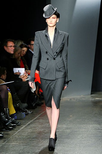 Donna Karan, Fall/Winter 2012. New York Fashion Week 2012. [Foto: Neilson Barnard/Getty Images for Mercedes-Benz Fashion Week]