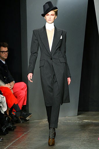 Donna Karan, Fall/Winter 2012. New York Fashion Week 2012. [Foto: Neilson Barnard/Getty Images for Mercedes-Benz Fashion Week]