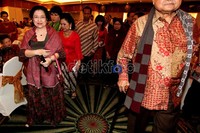 Megawati sesaat sebelum acara. Ia banyak menanggapi isu politik, korupsi hingga pembubaran ormas anarkis.