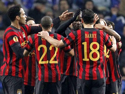 City Hantam Porto 2-1