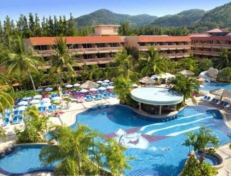 Kebocoran Klorin di Kolam Renang Hotel Phuket, 37 Orang Dilarikan ke RS