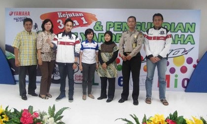 Tukang Kredit Baju Jadi Miliarder Yamaha