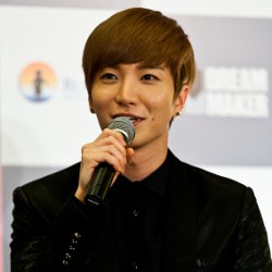 Super Junior Ingin Jadi Sehebat Superman