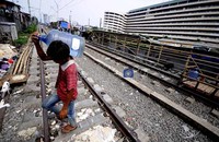 Saat ini kebutuhan air bersih masyarakat Jakarta yang mencapai 21.000 liter per detik belum mampu dipenuhi PAM Jaya.