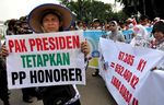 Guru Honorer Minta Jadi PNS