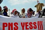 Guru Honorer Minta Jadi PNS