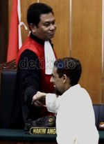 Umar Patek Bantah Dakwaan Jaksa