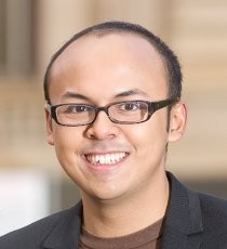 Dirgayuza Setiawan dan Semangat Berbagi Ide untuk Indonesia