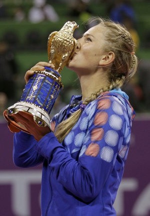 Kalahkan Stosur dan Cedera, Azarenka Juara