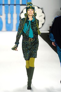 Anna Sui. Fall/Winter 2012. New York Fashion Week FW 2012. [Photo by Frazer Harrison/Getty Images for Mercedes-Benz Fashion Week]