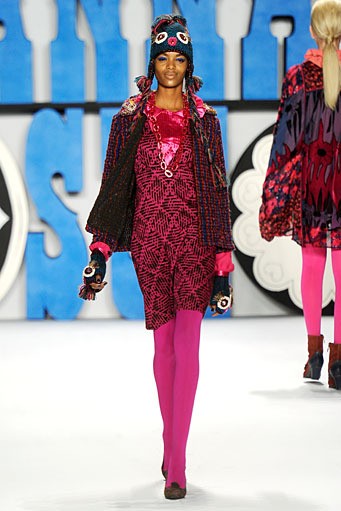 Anna Sui. Fall/Winter 2012. New York Fashion Week FW 2012. [Photo by Frazer Harrison/Getty Images for Mercedes-Benz Fashion Week]