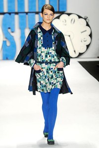 Anna Sui. Fall/Winter 2012. New York Fashion Week FW 2012. [Photo by Frazer Harrison/Getty Images for Mercedes-Benz Fashion Week]