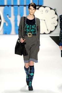 Anna Sui. Fall/Winter 2012. New York Fashion Week FW 2012. [Photo by Frazer Harrison/Getty Images for Mercedes-Benz Fashion Week]