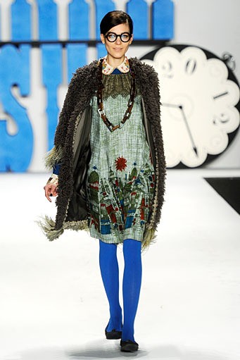 Anna Sui. Fall/Winter 2012. New York Fashion Week FW 2012. [Photo by Frazer Harrison/Getty Images for Mercedes-Benz Fashion Week]
