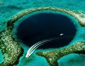 The Great Blue Hole, Jurang Terdalam di Lautan Belize