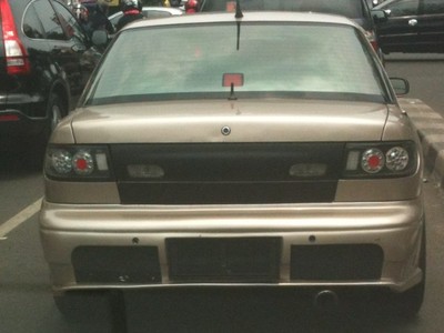 Mobil Tanpa Pelat Nomor