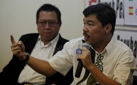 Saat ini, berbagai aktivitas ia jalani selain aktif sebagai lawyer profesional. Ia sempat menjadi Ketua Indonesian Polician Watch dan menjadi pembicara di berbagai kesempatan. Sikapnya tidak berubah lentur, masih menyalak seperti zaman mahasiswa saat ia melawan Soedomo soal penggusuran.