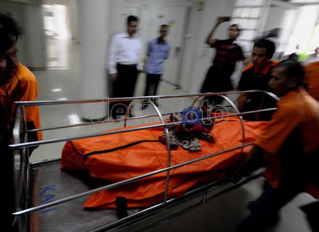 Geledah Rumah Edo, Polisi Temukan Parang & Samurai