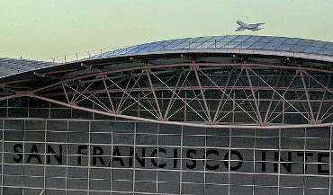 Wanita Dicurigai Bawa Bom, Bandara San Fransisco Sempat Ditutup
