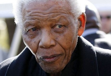 Dilarikan ke RS, Nelson Mandela Dalam Kondisi Stabil
