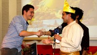Di penghujung acara, PPI Groningen memberi kejutan berupa kuis berhadiah, dari apa nama ibukota Indonesia sampai beberapa kulinernya.