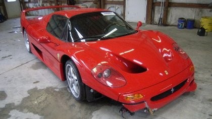 Ferrari Sitaan FBI Dijual Murah