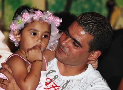 Cristian Gonzales Hadiahi Anak Satu Set Perhiasan Emas Cristian Gonzales Hadiahi Anak Satu Set Perhiasan Emas