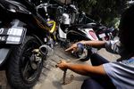Parkir Sembarangan, Puluhan Motor Digembok