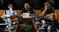 Konferensi pers ini dihadiri, oleh Masnellyarti, M.Sc, Deputi IV, yang mengurusi pengelolaan limbah bahan berbahaya dan beracun, Sudariyono Deputi V, bidang penataan hukum lingkungan serta, Henry Bastaman, Deputi VII yang membidangi pembinaan sarana teknis dan peningkatan KLH.