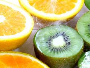 Buah Jeruk dan Kiwi Dapat Kurangi Resiko Terkena Stroke