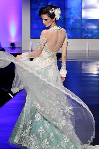 Ferry Sunarto The Fascinating Romance. BNI Presents Ethnic Eclectism. Indonesia Fashion Week 2012 at Jakarta Convention Center. [Foto: Mohammad Abduh/Wolipop]