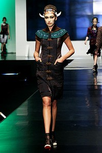 Musa Widyatmodjo The (ine) Kelimutu. BNI Presents Ethnic Eclectism. Indonesia Fashion Week 2012 at Jakarta Convention Center. Jakarta. [Foto: Mohammad Abduh/Wolipop]