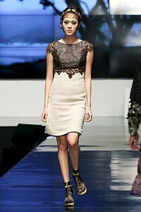 Musa Widyatmodjo The (ine) Kelimutu. BNI Presents Ethnic Eclectism. Indonesia Fashion Week 2012 at Jakarta Convention Center. Jakarta. [Foto: Mohammad Abduh/Wolipop]