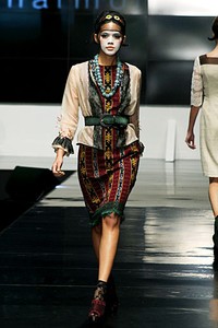 Musa Widyatmodjo The (ine) Kelimutu. BNI Presents Ethnic Eclectism. Indonesia Fashion Week 2012 at Jakarta Convention Center. Jakarta. [Foto: Mohammad Abduh/Wolipop]