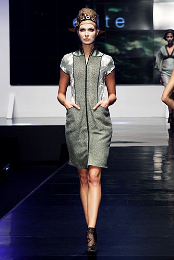 Musa Widyatmodjo The (ine) Kelimutu. BNI Presents Ethnic Eclectism. Indonesia Fashion Week 2012 at Jakarta Convention Center. Jakarta. [Foto: Mohammad Abduh/Wolipop]