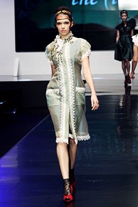 Musa Widyatmodjo The (ine) Kelimutu. BNI Presents Ethnic Eclectism. Indonesia Fashion Week 2012 at Jakarta Convention Center. Jakarta. [Foto: Mohammad Abduh/Wolipop]