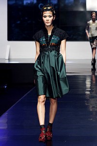 Musa Widyatmodjo The (ine) Kelimutu. BNI Presents Ethnic Eclectism. Indonesia Fashion Week 2012 at Jakarta Convention Center. Jakarta. [Foto: Mohammad Abduh/Wolipop]