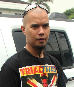 Ahmad Dhani 3 Tahun Tampil Plontos