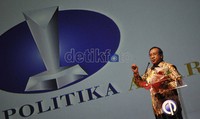 Dalam sambutannya, Akbar mengatakan penghargaan tersebut merupakan bentuk apresiasi masyarakat yang cukup tinggi tidak hanya untuknya, namun juga pada partai Golkar. Akbar Tandjung sendiri merupakan peraih ketiga penghargaan pengabdian seumur hidup ini, yang sebelumnya penghargaan ini juga diterima oleh Abdurrahman Wahid (Gus Dur) dan Jusuf Kalla.