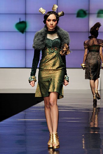 Defrico Audy Wong Kito Chino. Indonesia Fashion Week 2012 Psychedelic Slang at Jakarta Convention Center. Senayan. Jakarta. [Foto: Mohammad Abduh/Wolipop]