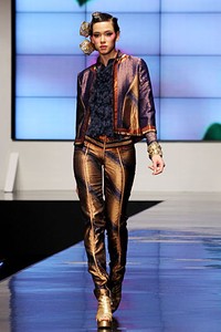 Defrico Audy Wong Kito Chino. Indonesia Fashion Week 2012 Psychedelic Slang at Jakarta Convention Center. Senayan. Jakarta. [Foto: Mohammad Abduh/Wolipop]